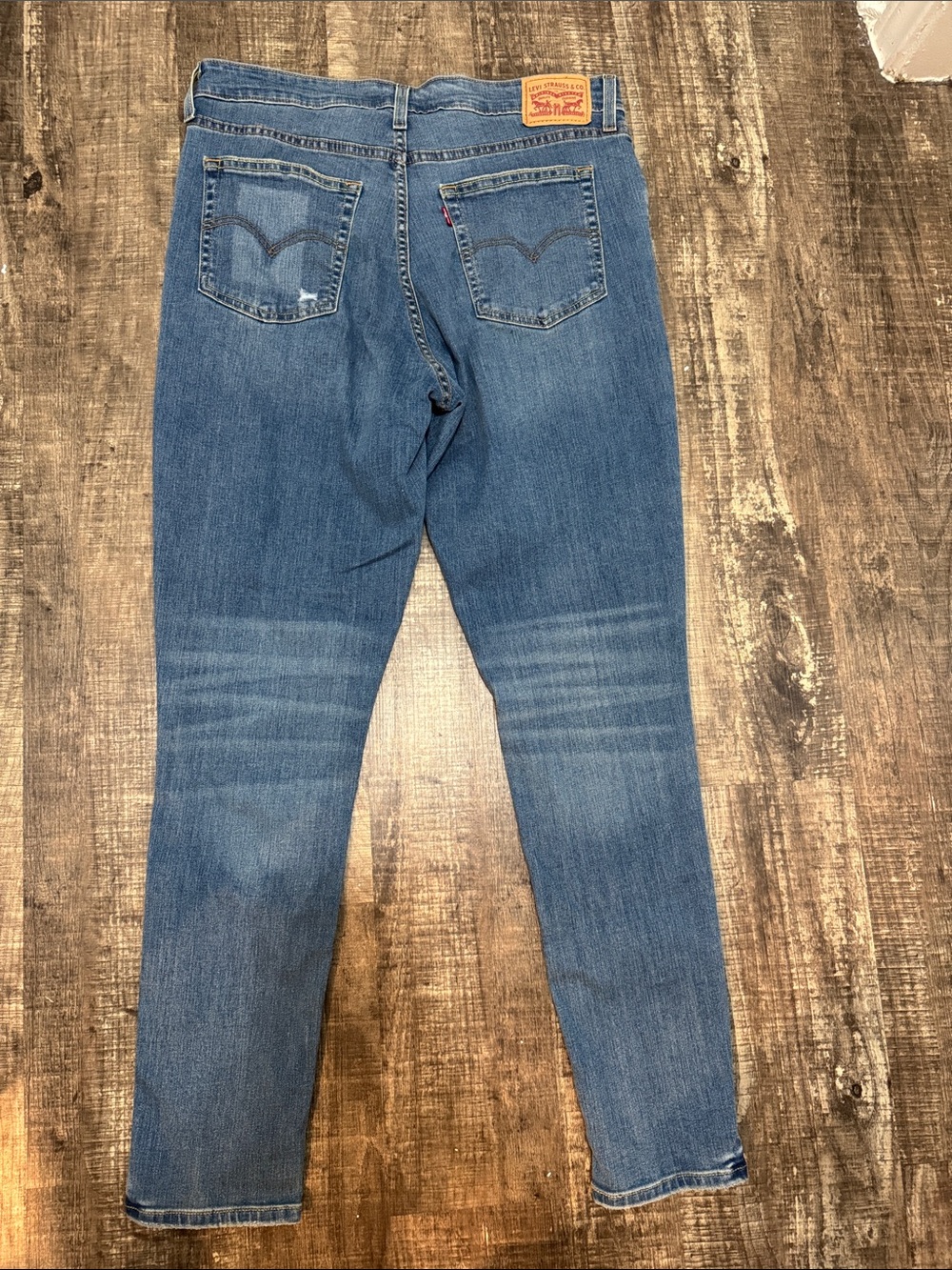 Levi's high rise skinny jeans- size 32-Women’s Denim Jeans